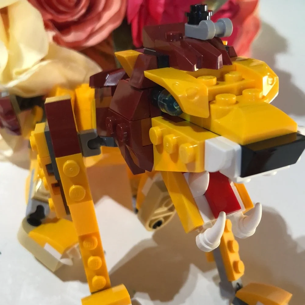 LEGO 31112 Creator Wild Lion 3 In 1 Building Toy 224 Pieces LEGO Lion 🦁